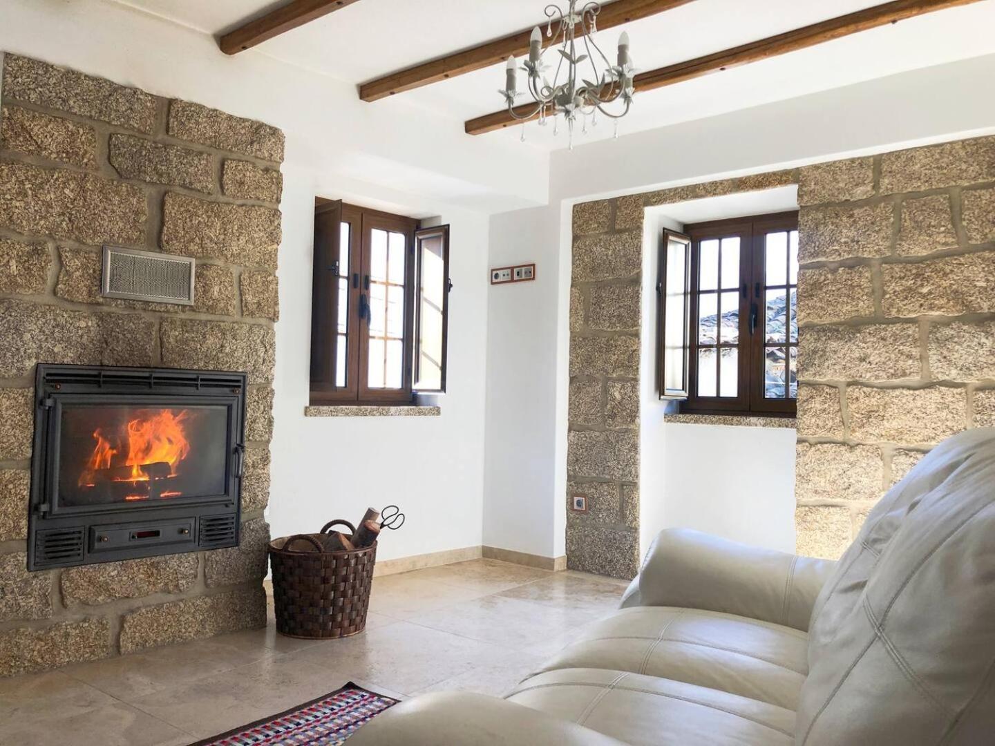 Laje House Fireplace Entire House Wifi 푼다오 외부 사진